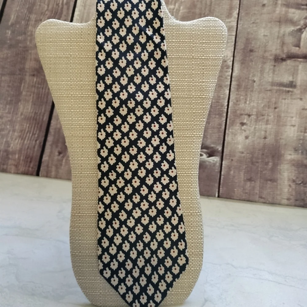 Banana Republic Navy Floral Abstract Men's Silk Tie Made in Italy Formal Classic